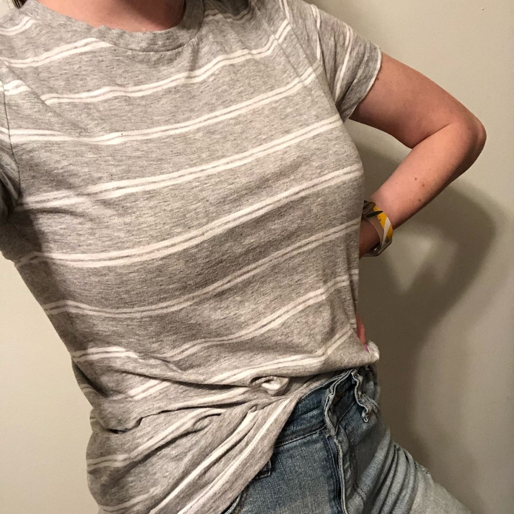 Grey & white striped tee